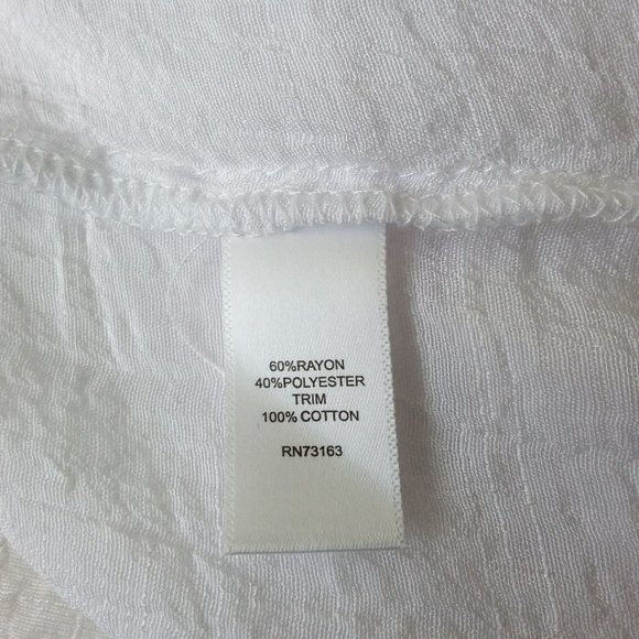 Spense | White Sleeveless Tunic Ivory Keyhole Back - Picture 8 of 9